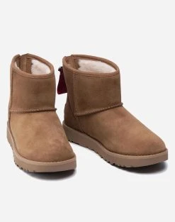 UGG W CLASSIC MINI LOGO ZIP -Κατάστημα Geox 3510A0UGG6080103 Chocolate 4