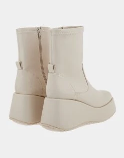 EXE ΜΠΟΤΑΚΙΑ -Κατάστημα Geox 3510PT EX6080389 Biege 2